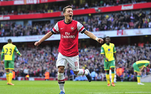 Ozil tiếp tục chứng tỏ được giá trị của bản thân tại Arsenal.